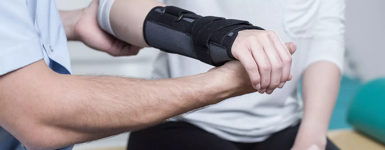 Elbow Wrist & Hand Pain Relief Bedford, Manchester, Londonderry, and Nashua, NH