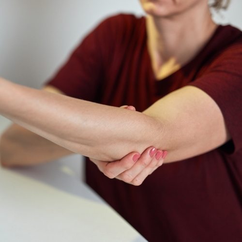 MVPT-Physical-Therapy-Massachusetts-Rhode-Island-Maine-New-Hampshire-New-York-elbow-pain1